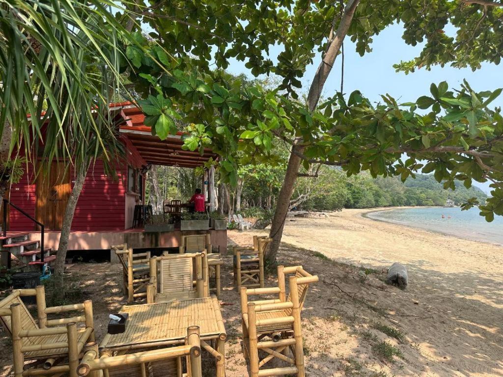 Piman Pu * Koh Jum